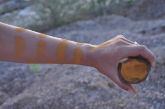 Pigmento usado em pinturas rupestres, na região de Cabaceiras - PB